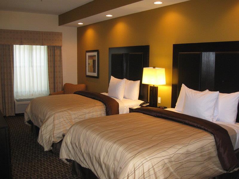 Red Roof Inn & Suites لونغفيو الغرفة الصورة