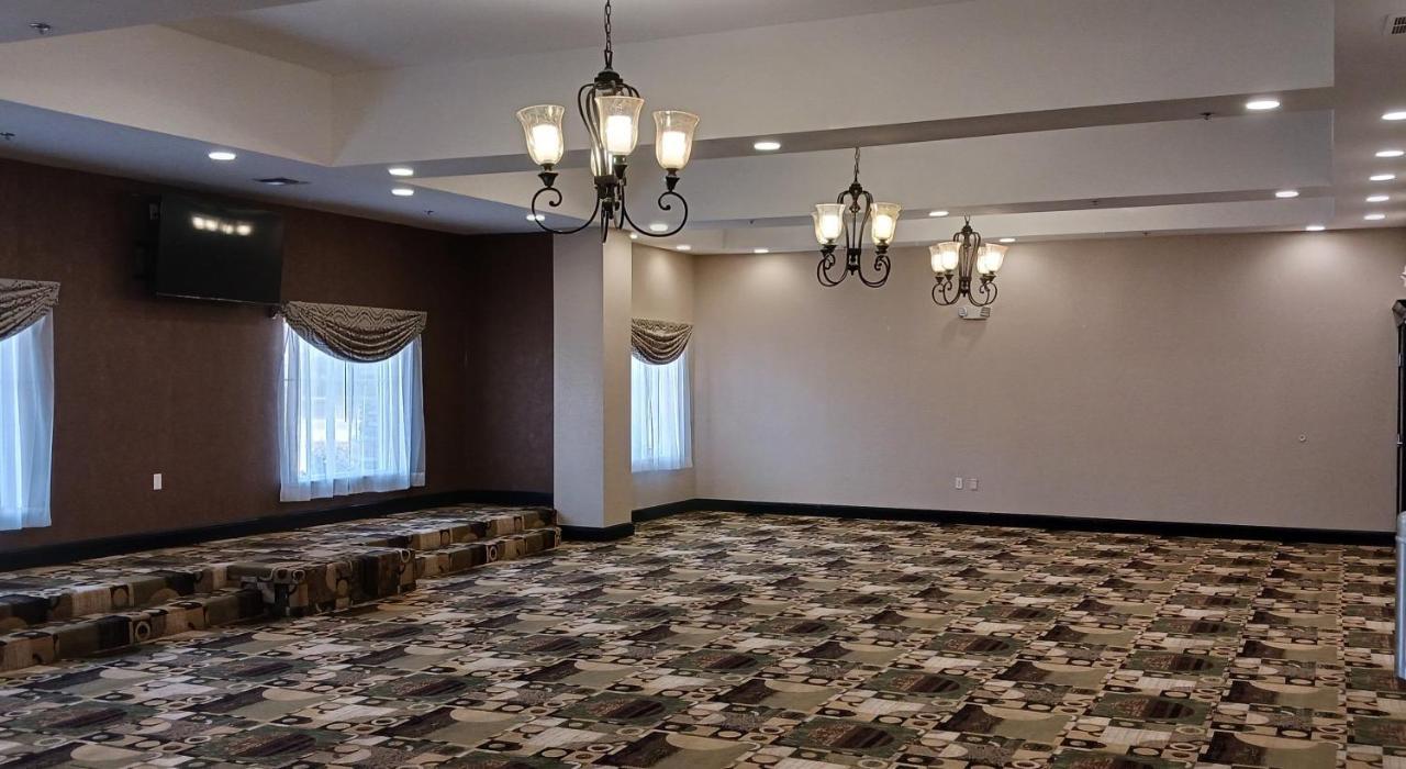 Red Roof Inn & Suites لونغفيو المظهر الخارجي الصورة
